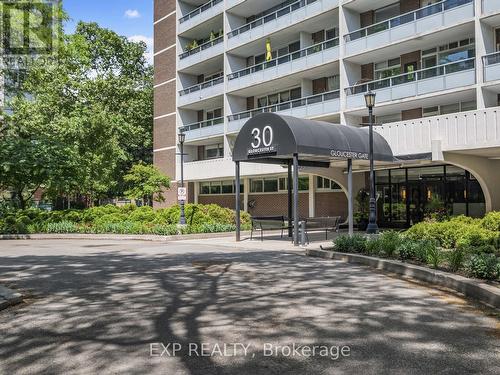 311 - 30 GLOUCESTER STREET  Toronto, ON M4Y 1L6