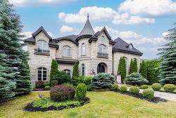 30 Rue Simone-De Beauvoir  Notre-Dame-De-L'Île-Perrot, QC J7V 8P4