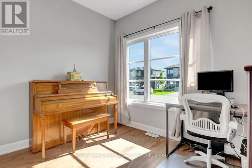 609 Misty Street, Russell, ON - Indoor Photo Showing Office