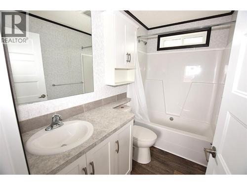 main bath full 4 piece - 61 Antoine Road Unit# 24, Vernon, BC 