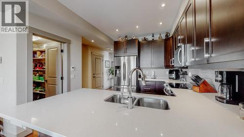 12300 Pinehurst Place Unit# 16, Osoyoos, BC - Indoor Photo Showing Kitchen With Upgraded Kitchen