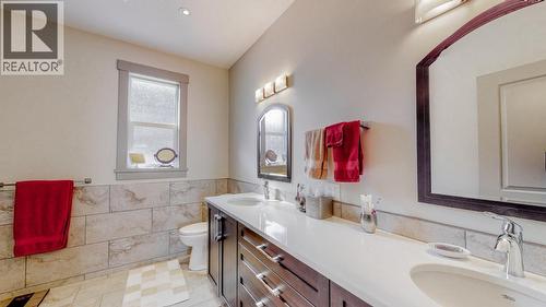 12300 Pinehurst Place Unit# 16, Osoyoos, BC - Indoor Photo Showing Bathroom