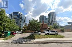 19 GLENDORA AVENUE  Toronto, ON M2N 2V8