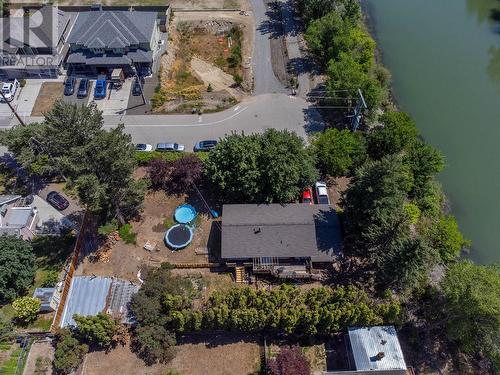 520 Singh Street  Kamloops, BC V2B 5C2