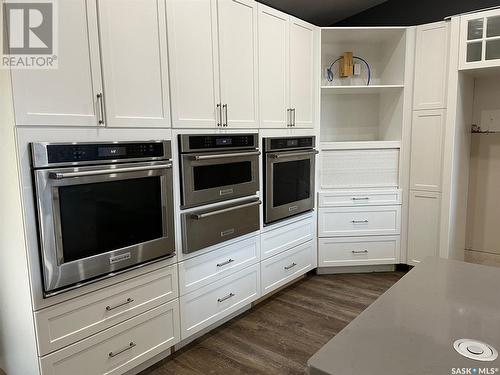 2431 Jameson Crescent, Regina, SK - Indoor Photo Showing Kitchen