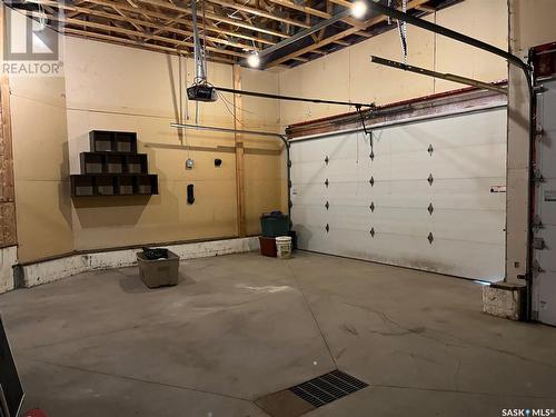 2431 Jameson Crescent, Regina, SK - Indoor Photo Showing Garage