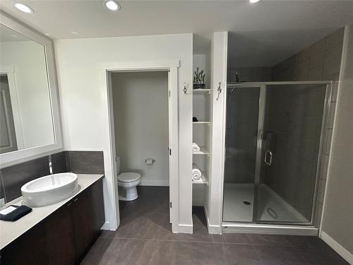 413-400 Stemwinder Drive, Kimberley, BC - Indoor Photo Showing Bathroom