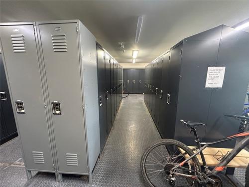 413-400 Stemwinder Drive, Kimberley, BC - Indoor Photo Showing Other Room