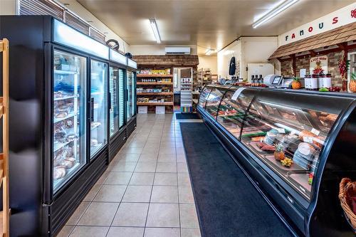 1420 Northwest Boulevard, Creston, BC 