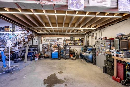 1420 Northwest Boulevard, Creston, BC 