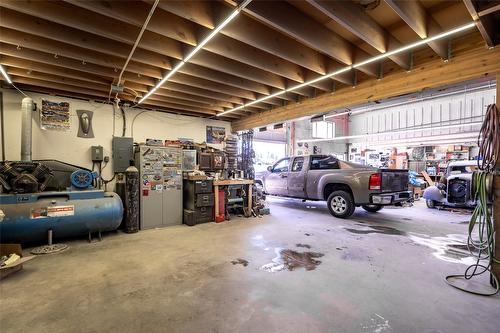 1420 Northwest Boulevard, Creston, BC 