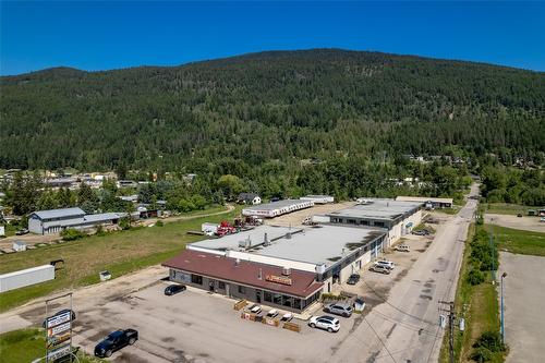 1420 Northwest Boulevard, Creston, BC 