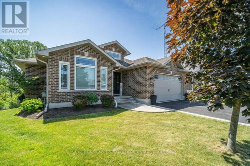 79 Hartwood Crescent, Greater Napanee (Greater Napanee), ON - Outdoor With Facade