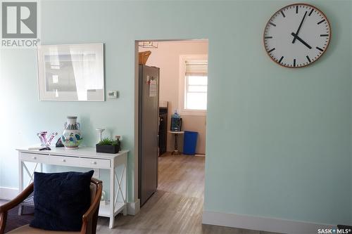 318 4Th Avenue W, Assiniboia, SK - Indoor Photo Showing Other Room