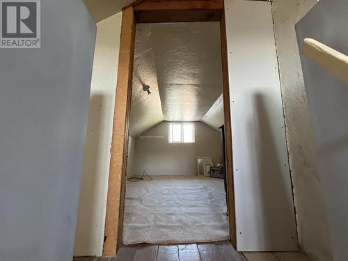 5506 Jackpine Lane, Osoyoos, BC - Indoor Photo Showing Other Room