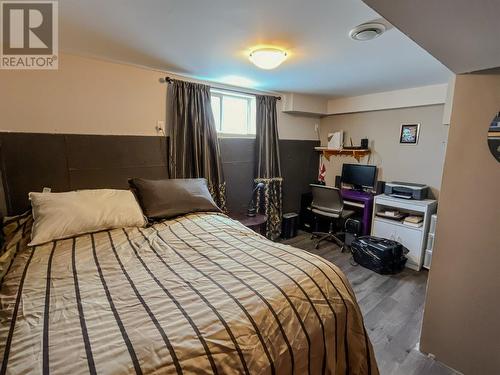 5506 Jackpine Lane, Osoyoos, BC - Indoor Photo Showing Bedroom