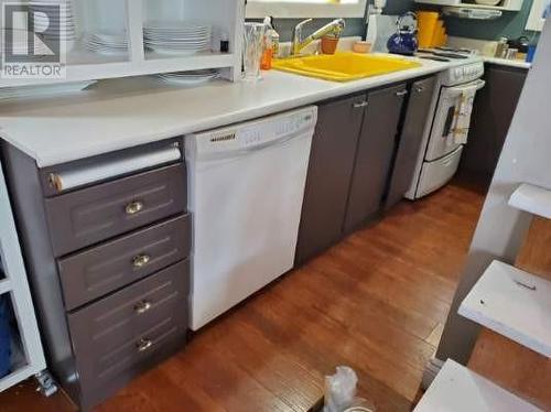 546 Main Road, Bauline East, NL - Indoor Photo Showing Kitchen