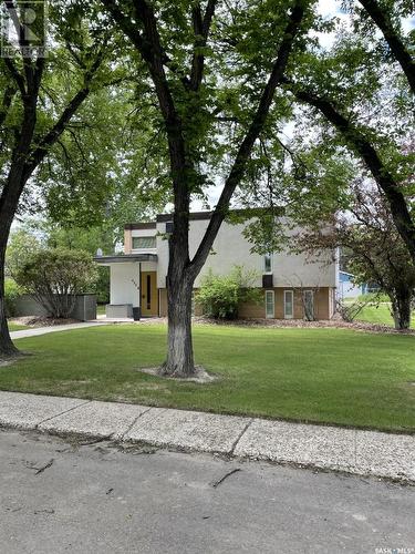 433 3Rd Street E, Shaunavon, SK - Outdoor