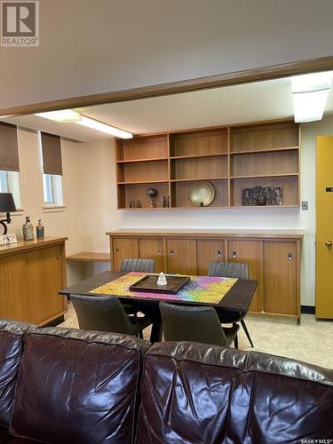 433 3Rd Street E, Shaunavon, SK - Indoor