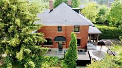25 Av. Beverley  Mont-Royal, QC H3P 1K3