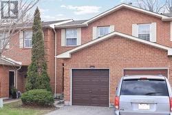 17 - 25 WHITECAP BOULEVARD  Toronto, ON M1M 2Y5