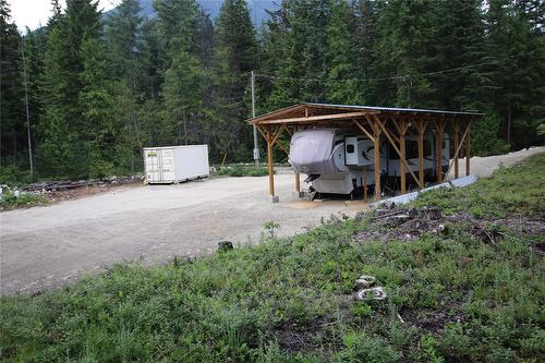 854 Alexander Road, Nakusp, BC 