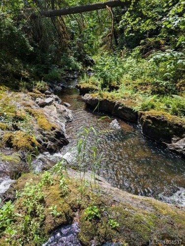 3744 Gibbins Rd, Duncan, BC 