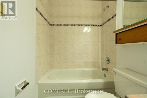 2100 Regent Street, Greater Sudbury (Sudbury), ON - Indoor Photo Showing Bathroom