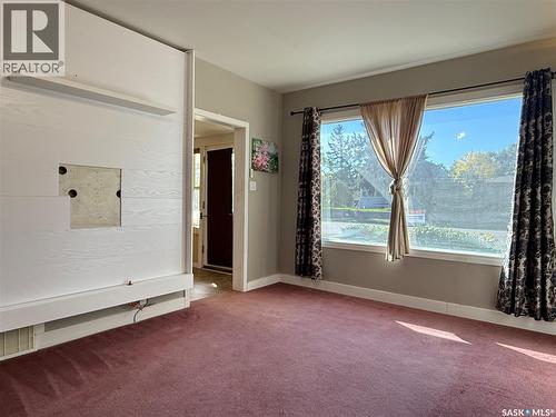 368 3Rd Avenue E, Melville, SK - Indoor