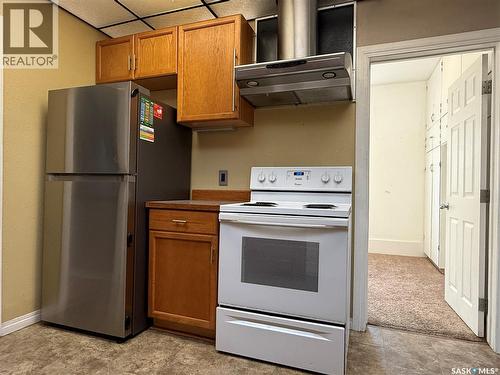 368 3Rd Avenue E, Melville, SK - Indoor Photo Showing Kitchen