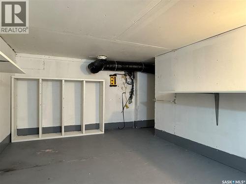 368 3Rd Avenue E, Melville, SK - Indoor