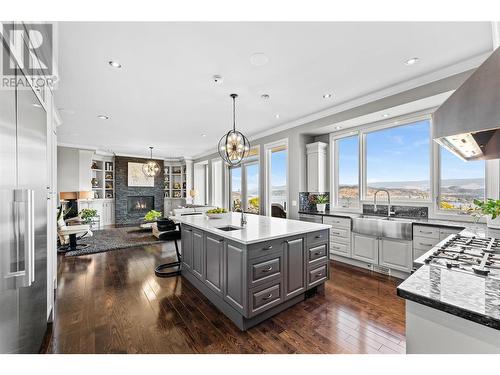 1825 Scott Crescent, West Kelowna, BC - Indoor Photo Showing Other Room