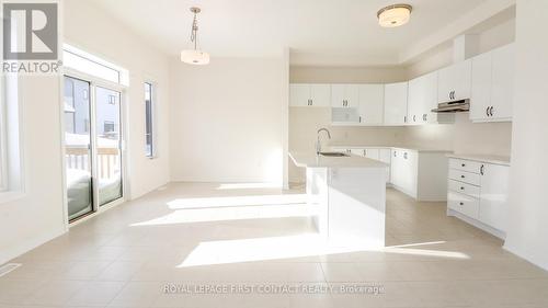 3778 Sunbank Crescent, Severn, ON - Indoor Photo Showing Kitchen
