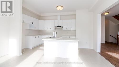 3778 Sunbank Crescent, Severn, ON - Indoor Photo Showing Kitchen