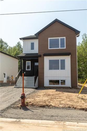 79 Rosenburg St, Moncton, NB 