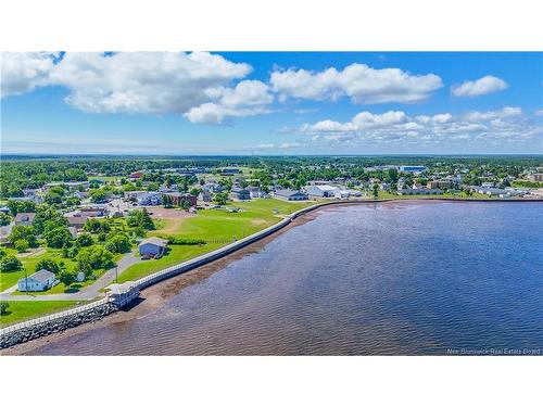 204 Jd Gauthier Blvd, Shippagan, NB 