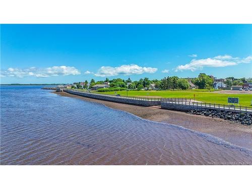 204 Jd Gauthier Blvd, Shippagan, NB 