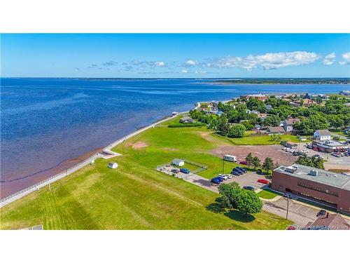 204 Jd Gauthier Blvd, Shippagan, NB 