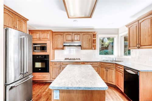 5352 Coastview Pl, Nanaimo, BC 