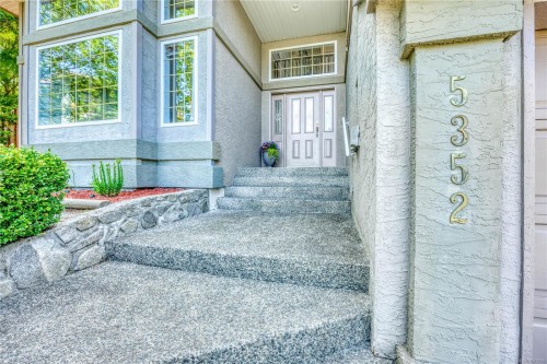 5352 Coastview Pl, Nanaimo, BC 