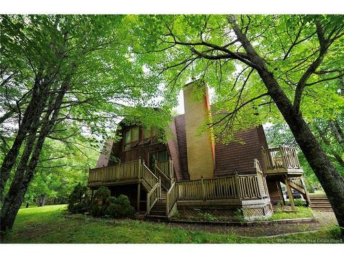 305 Youghall Dr, Bathurst, NB 