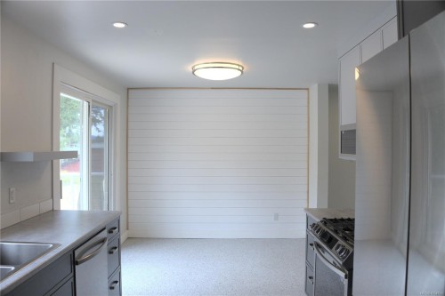 2298 Calais Rd, Duncan, BC 