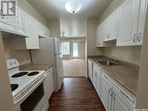 223 601 110Th Avenue, Tisdale, SK - Indoor Photo Showing Kitchen