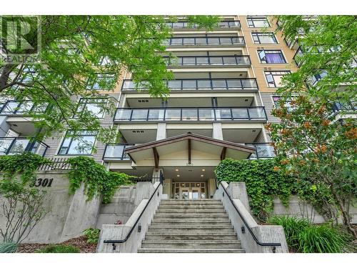 3301 SKAHA LAKE Road Unit# 803  Penticton, BC V2A 6G6