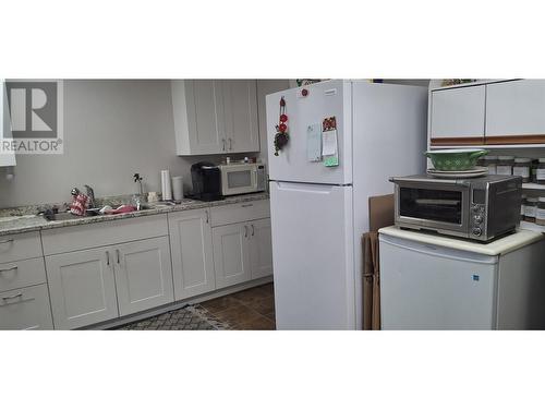 722 1St Avenue, Chase, BC 