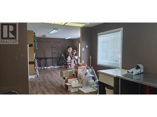 722 1St Avenue, Chase, BC 