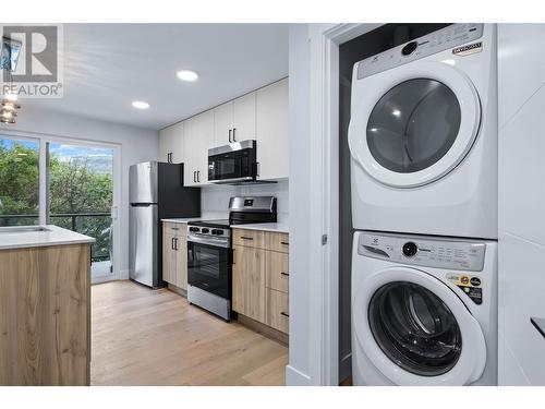 207 Royal Avenue Unit# 404, Kamloops, BC - Indoor Photo Showing Laundry Room