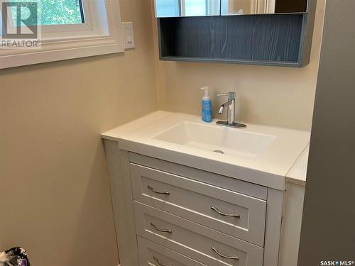 118 2Nd Street E, Lafleche, SK - Indoor Photo Showing Bathroom