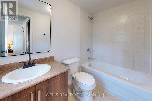 69 Wooliston Crescent, Brampton, ON - Indoor Photo Showing Bathroom