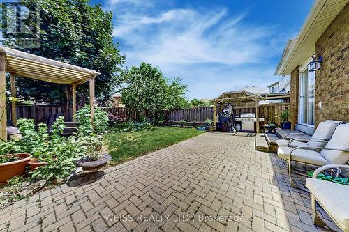 69 Wooliston Crescent, Brampton, ON - Outdoor